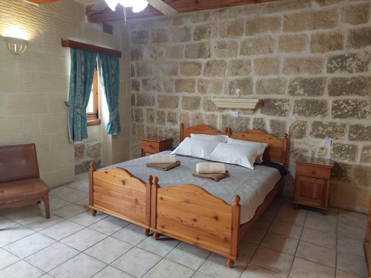 Xagħra Mj Farmhouse B&B المظهر الخارجي الصورة