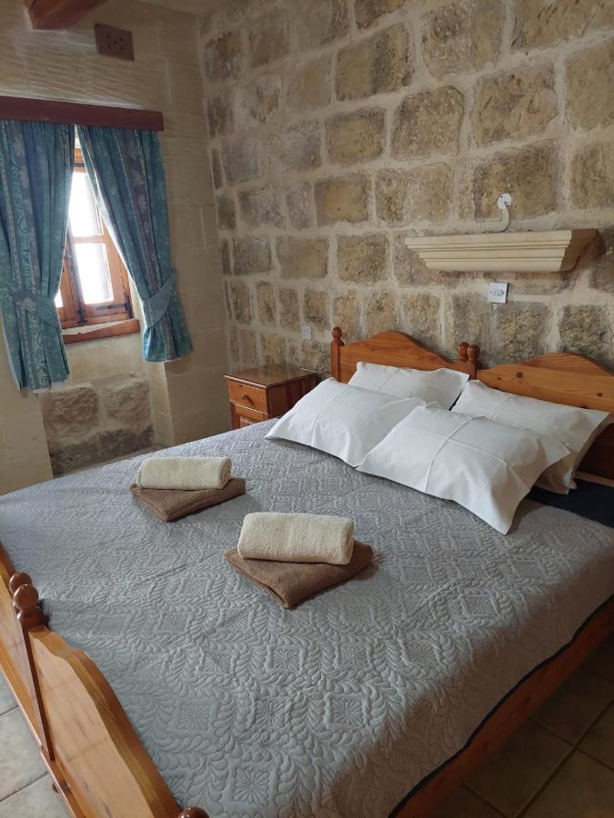 Xagħra Mj Farmhouse B&B المظهر الخارجي الصورة