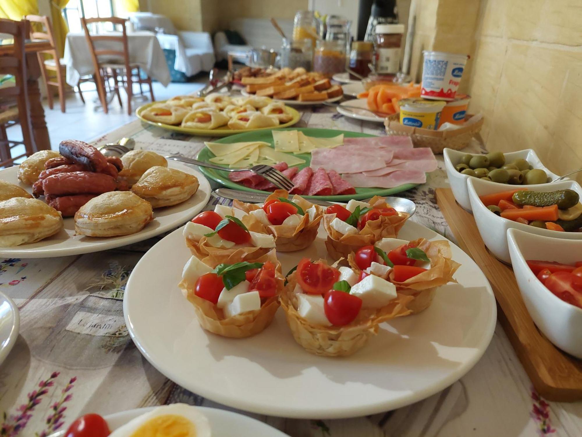 Xagħra Mj Farmhouse B&B المظهر الخارجي الصورة